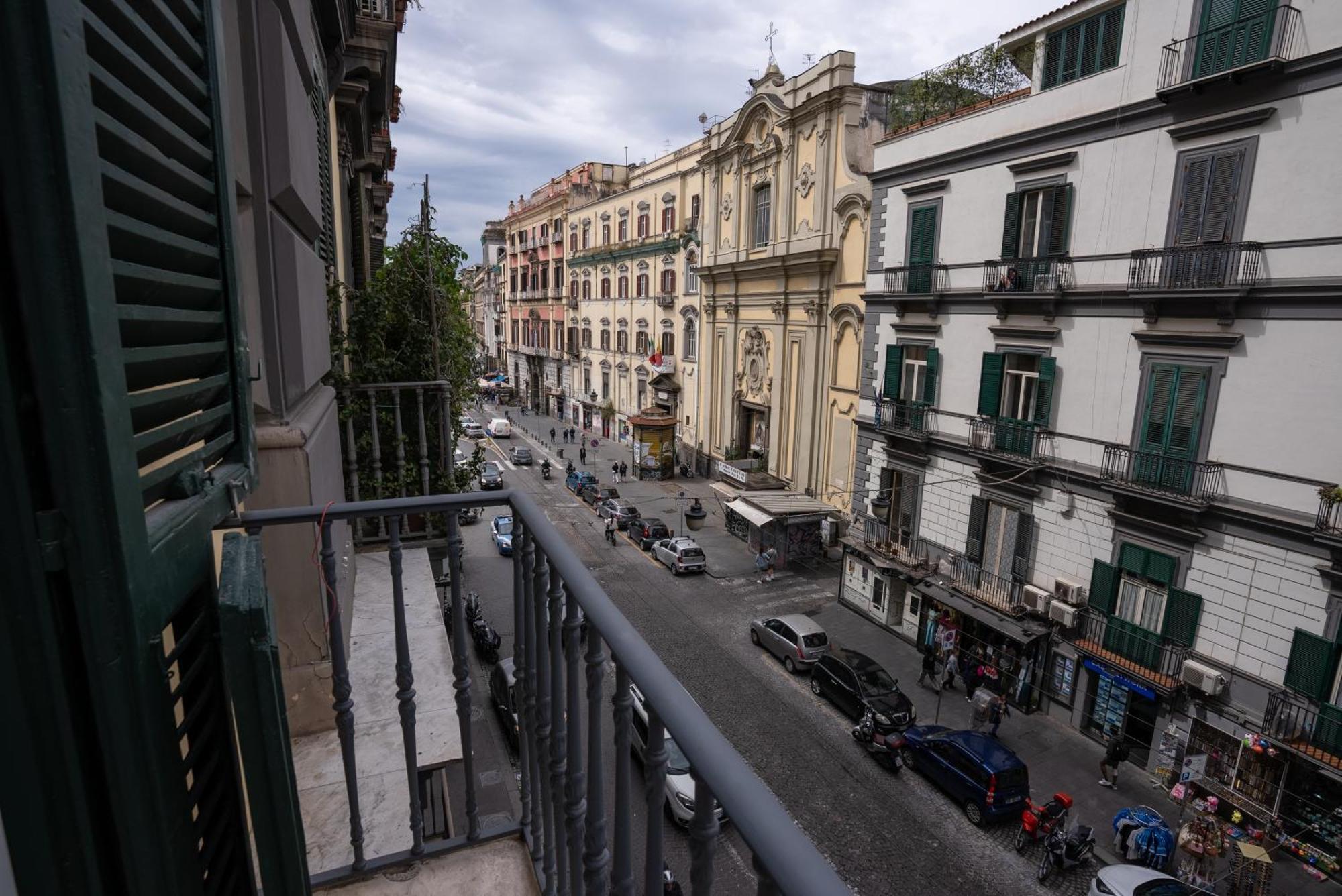 Antica Dimora Pessina Hotel Nápoly Kültér fotó